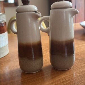 Vintage Ceramic Oil and Vinegar Set